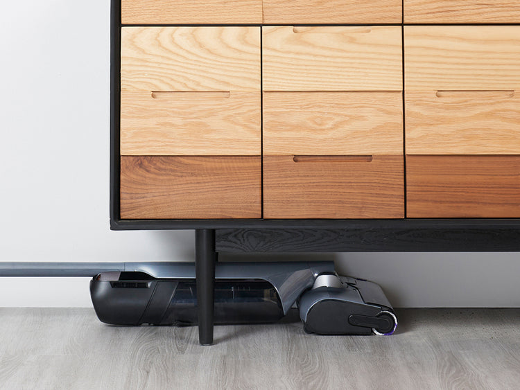 dx9-cleaning-power-flexibility-scene-1